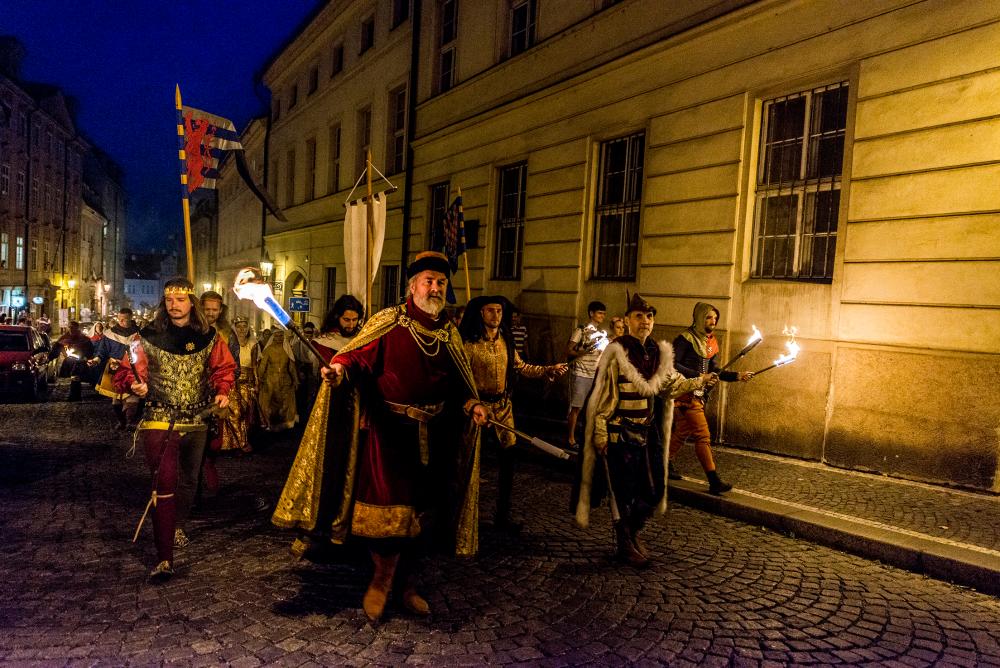 karel_iv_den_1_94