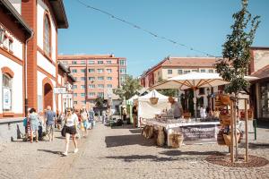 zeleninovy_trh_v_hale_22_v_prazske